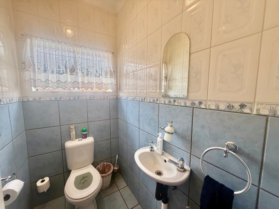 4 Bedroom Property for Sale in Schoemansville North West